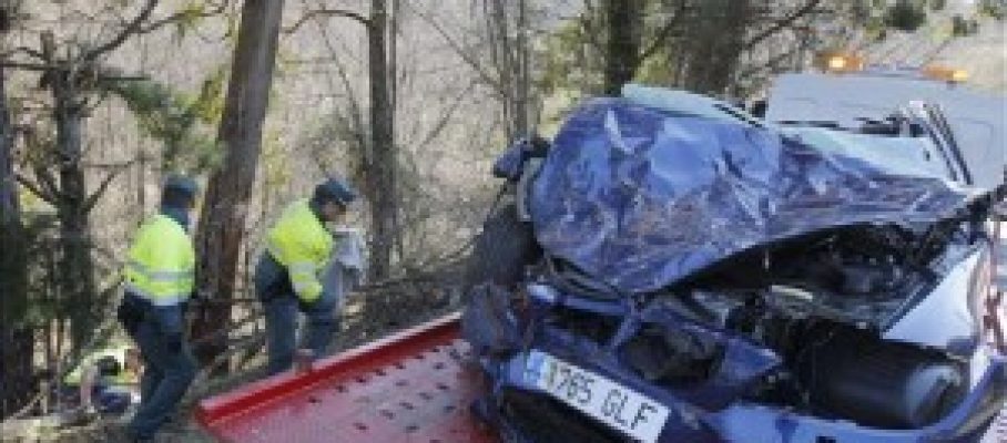 Siniestro total en accidente de tráfico - Foto: http://noticias.coches.com
