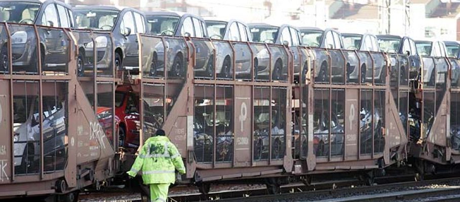 Tren con coches - Foto: www.elmundo.es